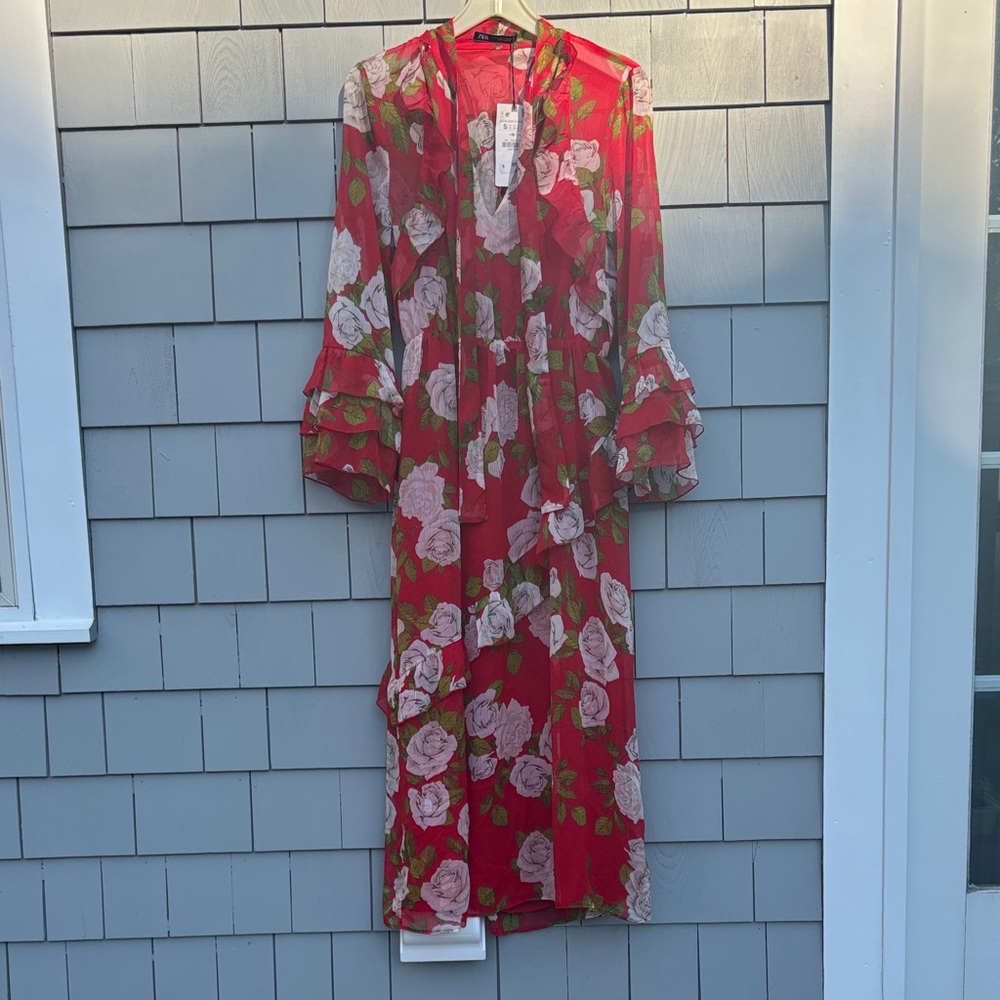 Zara Red Floral Robe